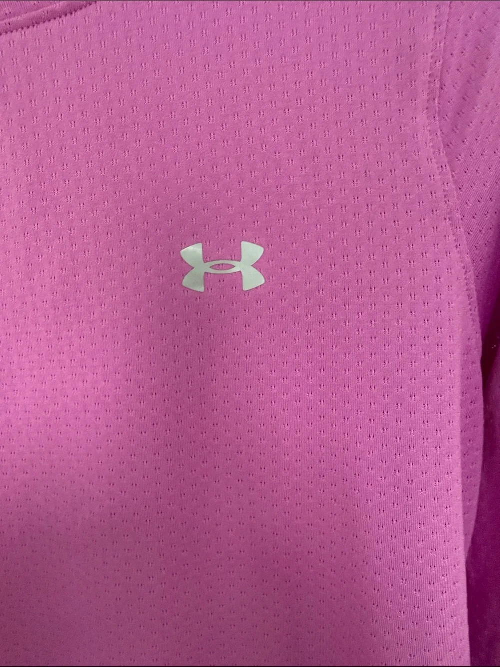 🚨Size S Under Armour Women's Long Sleeve Performance Top - Bright Purple - Picture 2 of 5